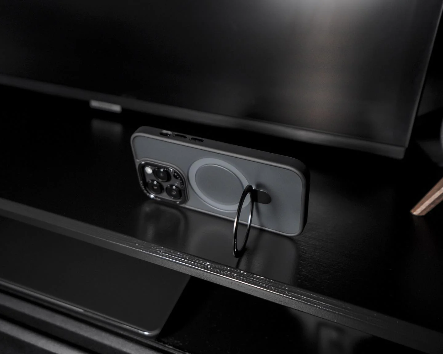 ZEERA MagStand Pro : The Best MagSafe Kickstand Case with Ring Holder - Image 8