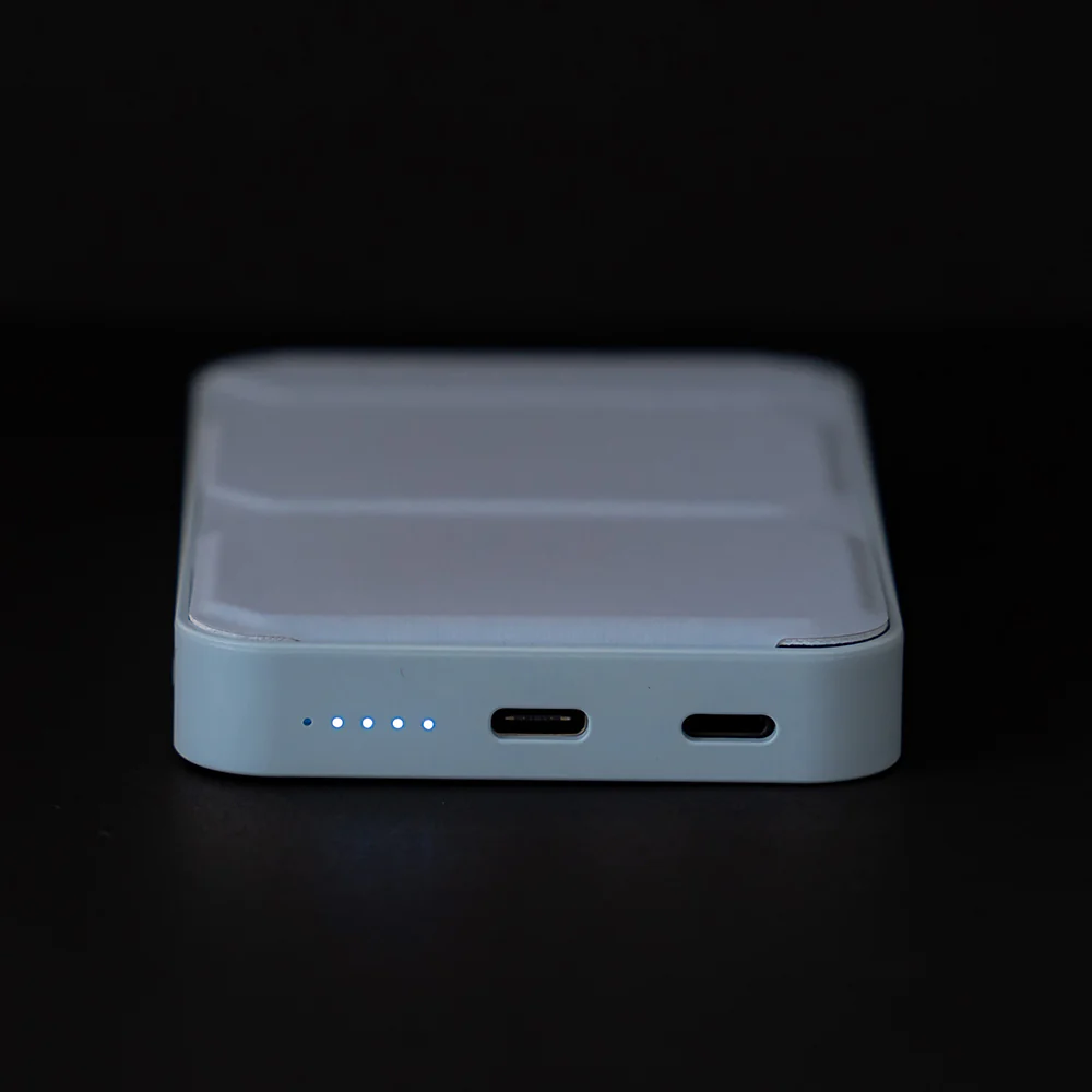 ZEERA MagVolt Gen3: A Better,Fresher,Sexier MagSafe Battery Pack for your new iPhone - Image 6